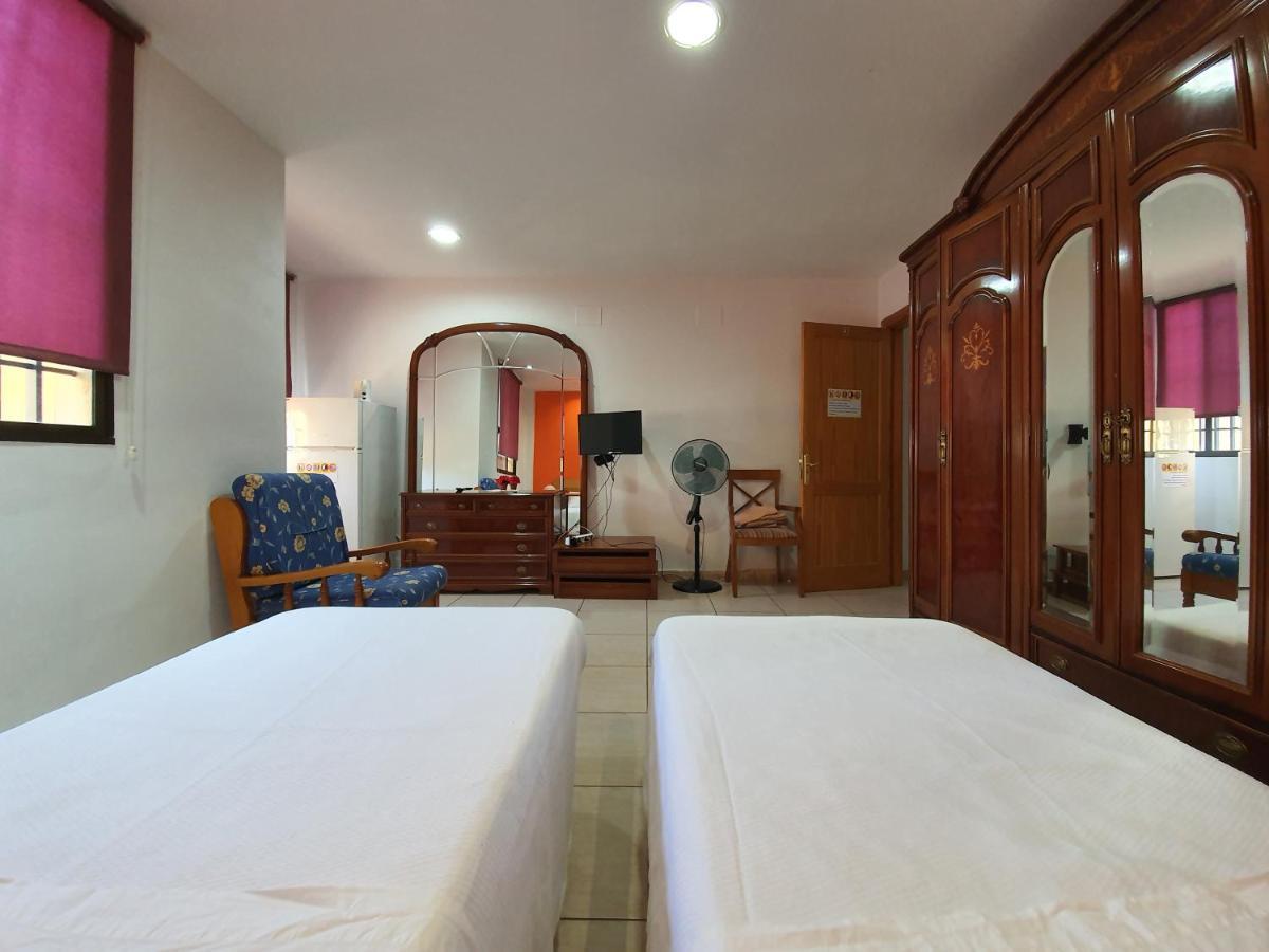 Doramas Private Rooms Shared Toilet Playa del Ingles  Ngoại thất bức ảnh