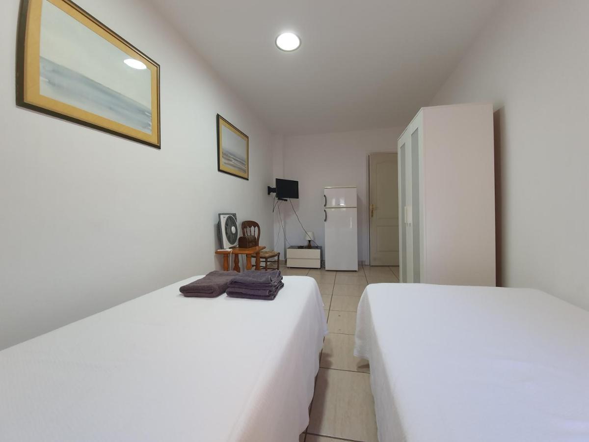 Doramas Private Rooms Shared Toilet Playa del Ingles  Ngoại thất bức ảnh